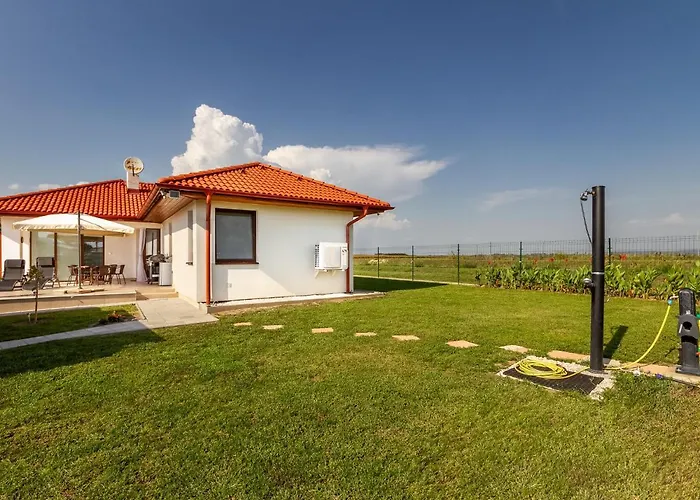 Emily By Interhome *